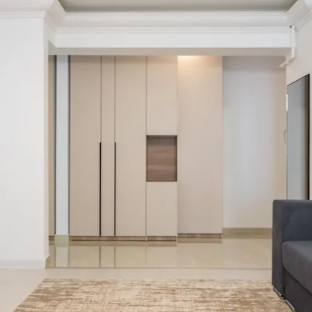 Spacious 1007 * Бухарест