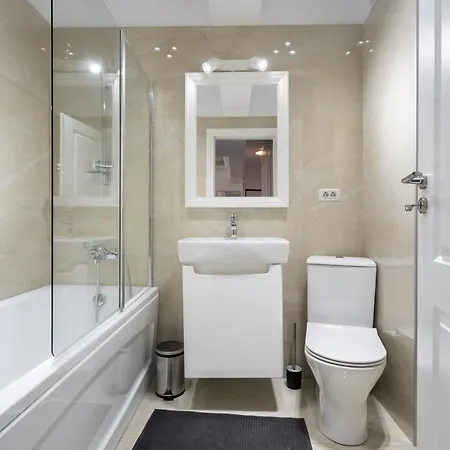 Spacious 1007 Bucharest