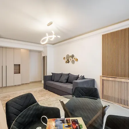 Apartment Spacious 1007