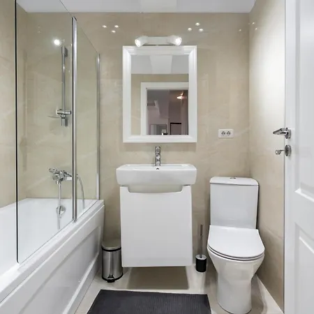 Spacious 1007 * Bucharest