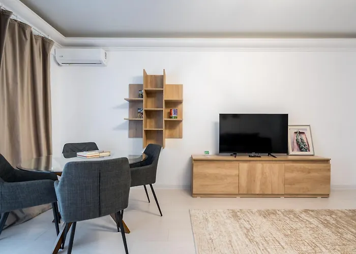 شقة Spacious 1007 *