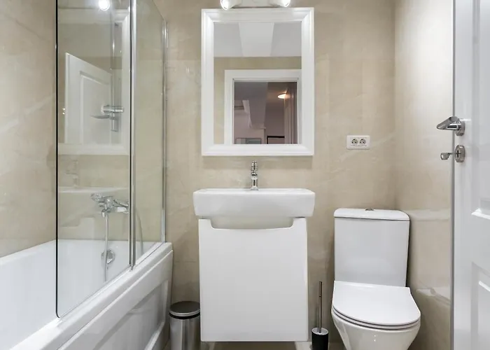 Spacious 1007 بوخارست