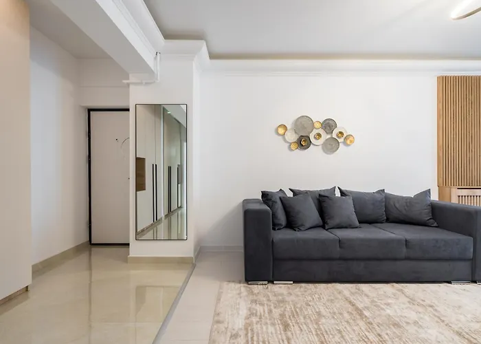Spacious 1007 *
